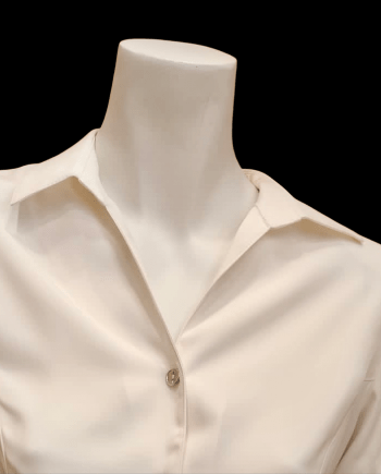 Blusa Manga Francesa y Volantes (talla 54) - Imagen 4